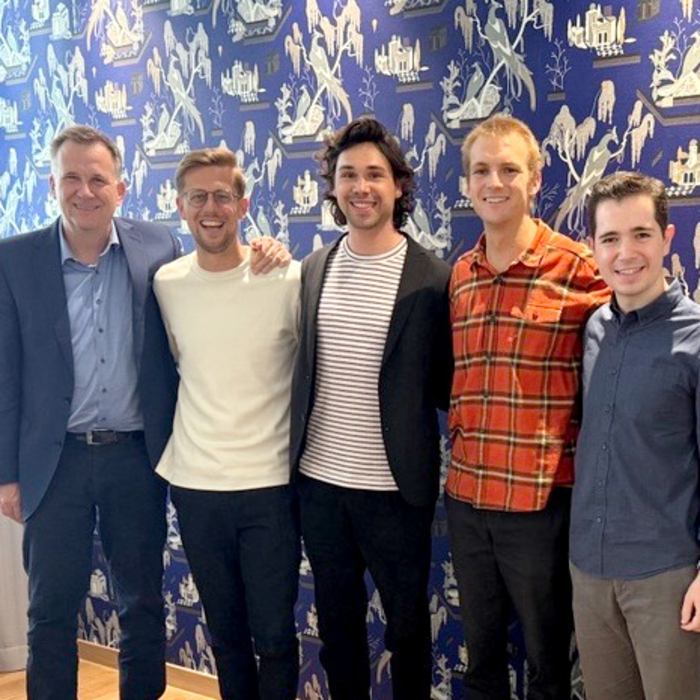 Myneva Kuidado Dieter Weißhaar, Sören Göhler, Dylan Gruner, Johannes Kiwi, Pablo Valencia.jpg