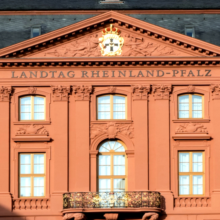 Rheinland-Pfalz Landtag Mainz iStock travelview.jpg